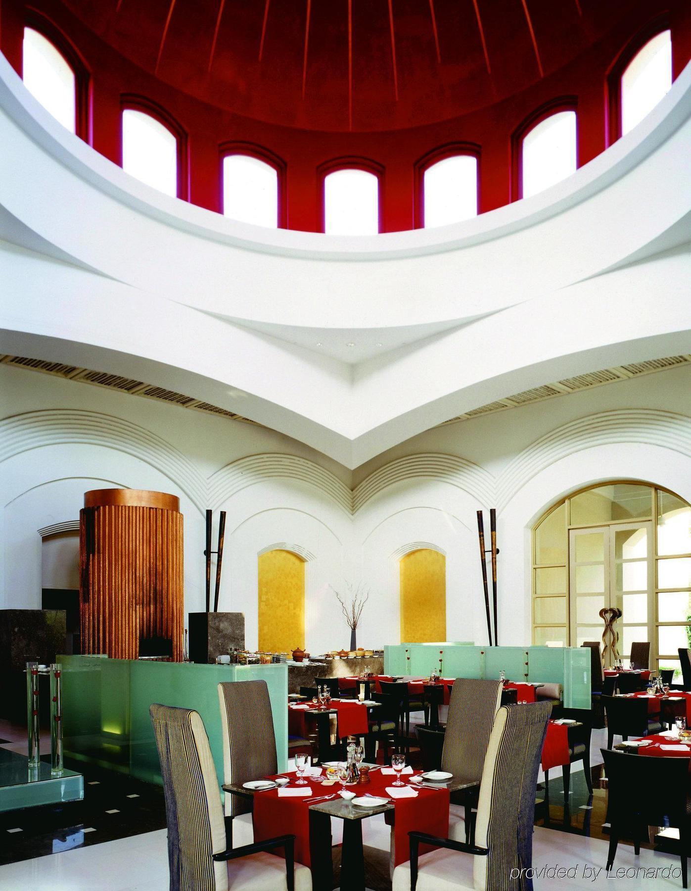 Hotel Trident Gurgaon Restaurant foto